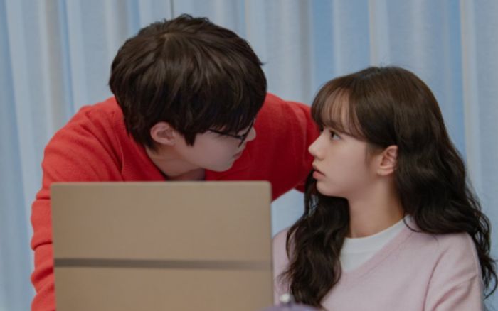 Hwang In Youp và Hyeri thân thiết trong 'Dream To You'