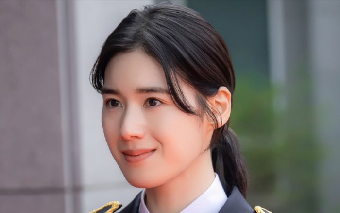Jung Eun Chae nói về vai nữ cảnh sát trong 'Flex x Cop 2'