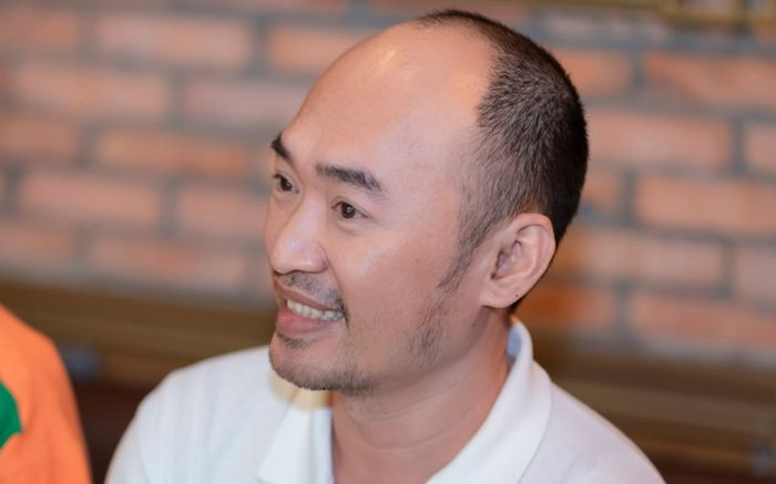 Khán giả phản ứng trước tin vui của Tiến Luật