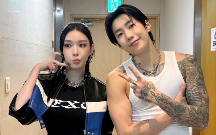 Jay Park bị chỉ trích dữ dội vì khuyên Chungha tìm công ty mới