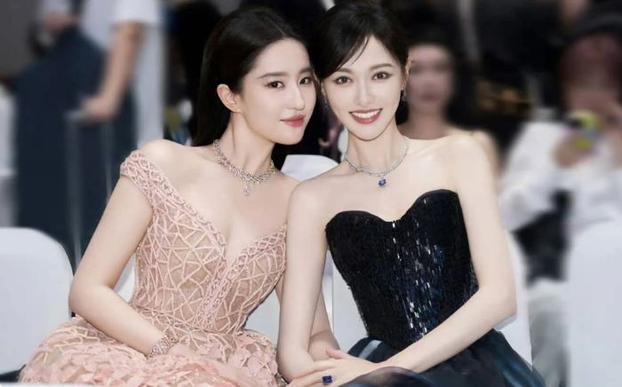 Từng đứng ngang hàng Lưu Diệc Phi, Đường Yên rẽ hướng vì một mối tình
