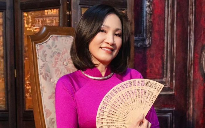 Nghệ sĩ Hồng Đào báo tin vui ở tuổi 64