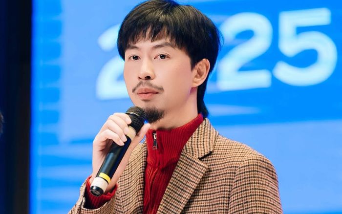 Đen: 'Tôi sinh ra không dành cho ánh đèn sân khấu'