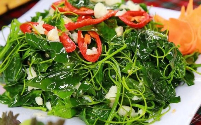 Về Nghệ An quê hương Hồ Văn Cường, đừng quên thử loại rau dân dã này