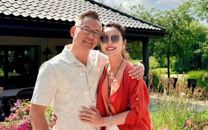Jennifer Phạm tình tứ bên chồng hơn 7 tuổi ở Đan Mạch