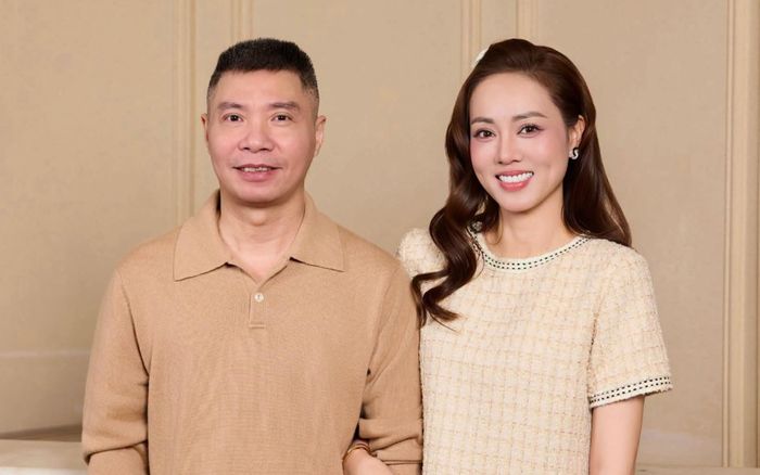 Vợ trẻ của NSND Công Lý nói gì về nghi vấn 'đường ai nấy đi'?