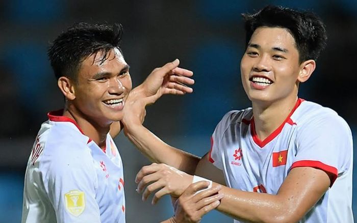 Đình Bắc tiếp bước Công Vinh đi vào lịch sử AFF Cup