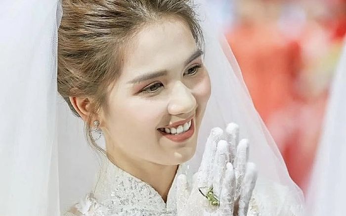 Ngọc Trinh tiết lộ ý định diện váy cho đám cưới