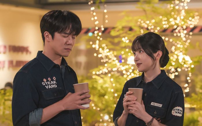 Ha Seok Jin và Hani nên duyên trong Love on the Menu
