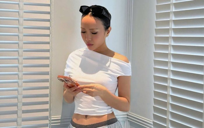 Diệu Nhi diện croptop khoe eo thon, nhan sắc đời thường gây chú ý