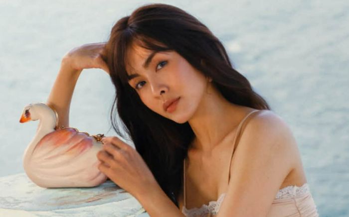 Phản ứng của Tăng Thanh Hà giữa ồn ào phim Hoàng hậu cuối cùng