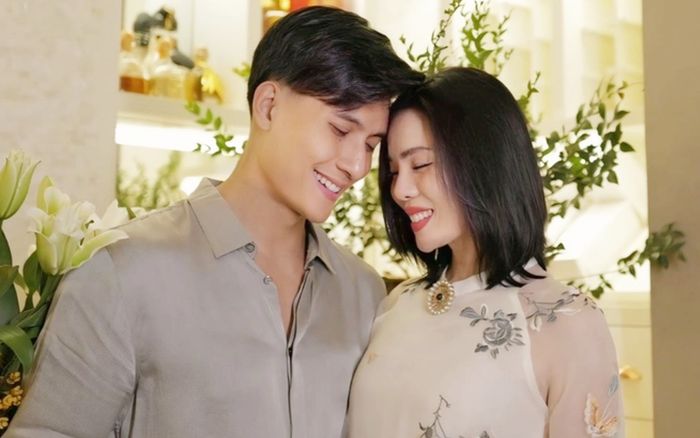 Lệ Quyên và bạn trai có tin vui sau 2 năm