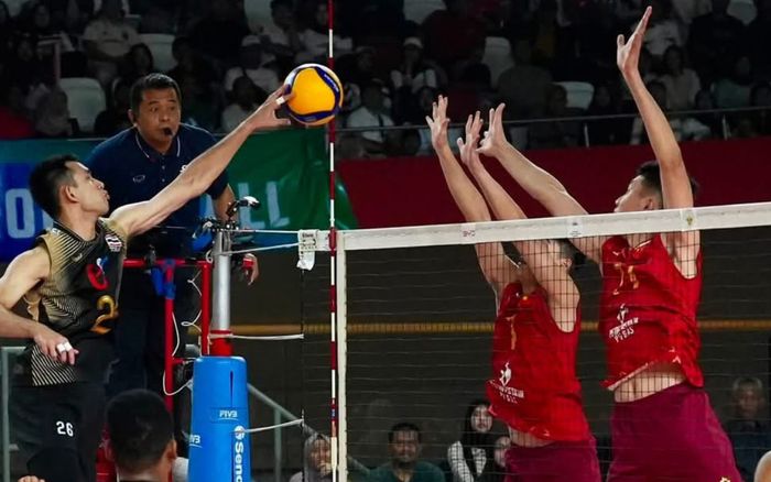 Lập kỳ tích vô địch, tuyển Việt Nam vượt Thái Lan trên bảng xếp hạng thế giới