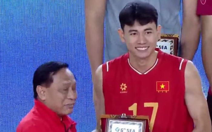 Ngọc Thuân quá xuất sắc khi giúp Việt Nam hạ Thái Lan để vô địch