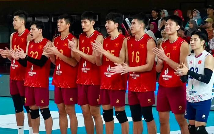 CĐV Thái Lan phản ứng mạnh về chức vô địch của tuyển Việt Nam