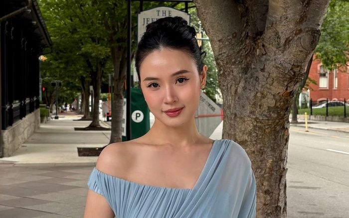 Midu khoe vẻ đẹp không tuổi