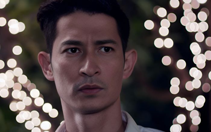 Huy Khánh xuất hiện với diện mạo khác thường