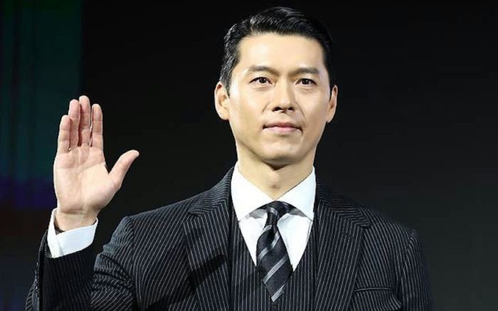 Hyun Bin gặp khó trước thềm Lễ trao giải Rồng Xanh