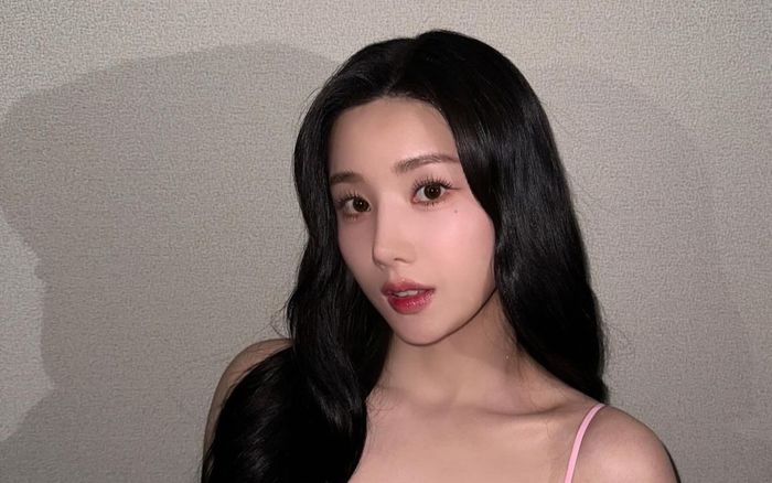 Kwon Eun Bi khiến fan bật cười vì gặp 'tai nạn' bất ngờ khi tập Pilates