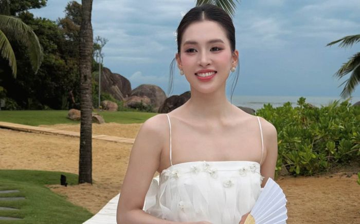 Về quê Tiểu Vy đừng chỉ đi biển, hãy khám phá những con suối mát lành giữa núi rừng