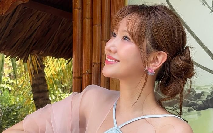Hari Won gây sốt mạng xã hội