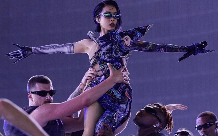 Thái Y Lâm hủy màn trình diễn máy bay không người lái tại concert vào phút chót