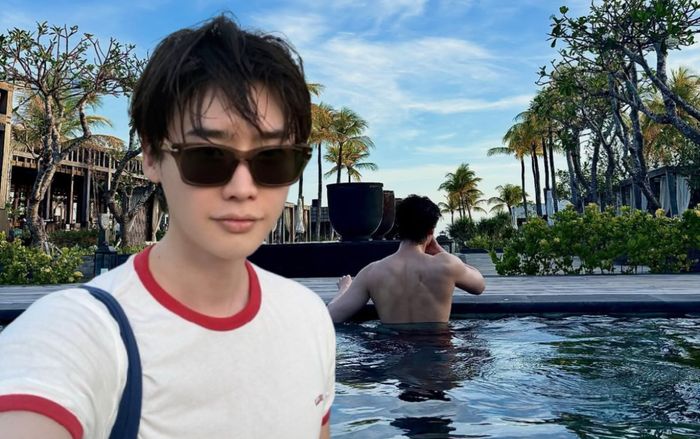 Lee Jong Suk khoe lưng trần lực lưỡng