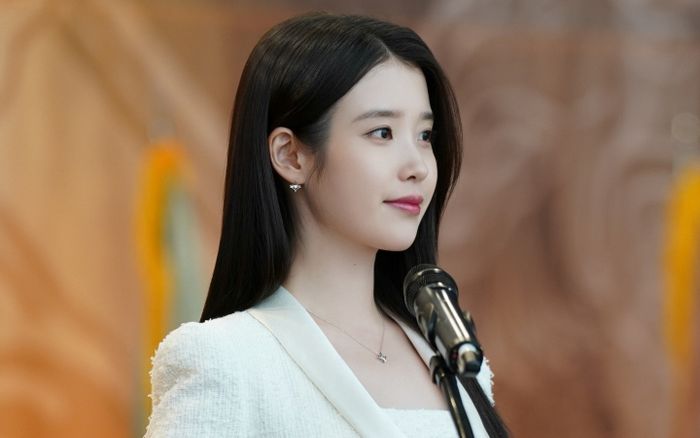 IU ủng hộ 10 triệu won cho các hộ khó khăn ở Yang Pyeong