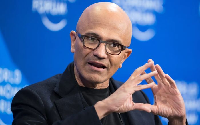 Microsoft công khai cạnh tranh với OpenAI và Anthropic