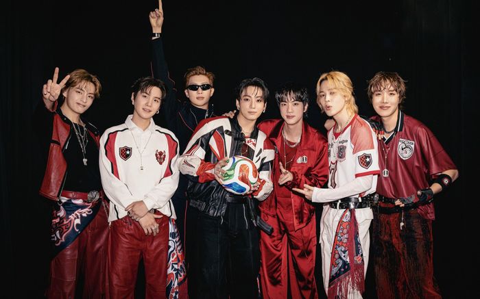Cuộc đối đầu giữa fan BTS và Grammy tiếp tục leo thang