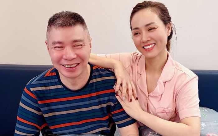Vợ Công Lý báo tin vui
