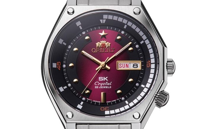 Người lần đầu mua đồng hồ cơ nên chọn Orient Bambino, SK hay Contemporary?
