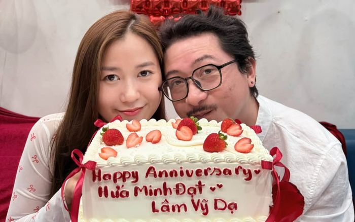 Vợ chồng Lâm Vỹ Dạ - Hứa Minh Đạt kỷ niệm 16 năm ngày cưới