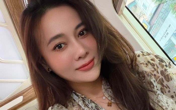 Phương Oanh tìm thấy niềm vui với công việc có hàng triệu người xem