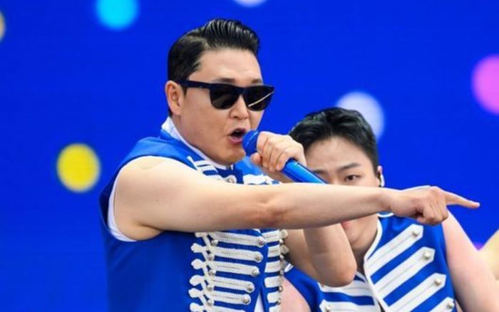 PSY công khai đáp trả bình luận tiêu cực