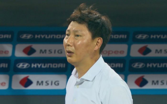 Thất vọng với HLV Kim Sang Sik