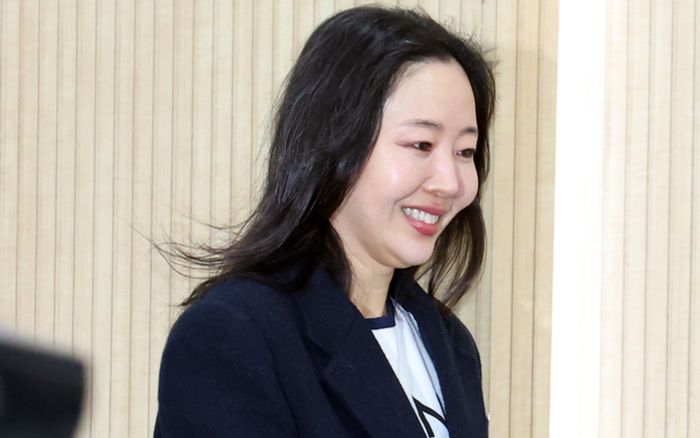 Dispatch tung loạt cáo buộc mới về Min Hee Jin, vụ NewJeans bất ngờ rẽ sang diễn biến căng thẳng