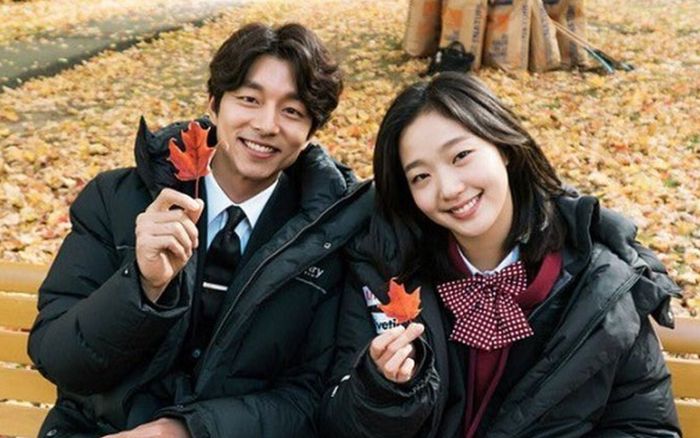 Gong Yoo tiết lộ mối quan hệ thật với Kim Go Eun sau 10 năm