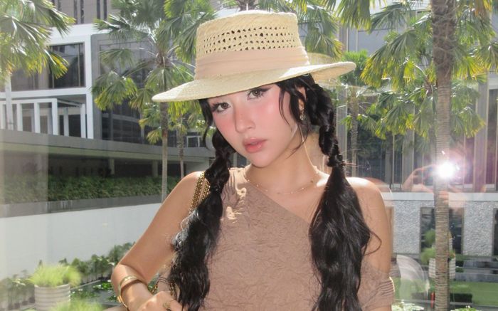 Quỳnh Anh Shyn phá đảo mùa hè với nhan sắc rực rỡ