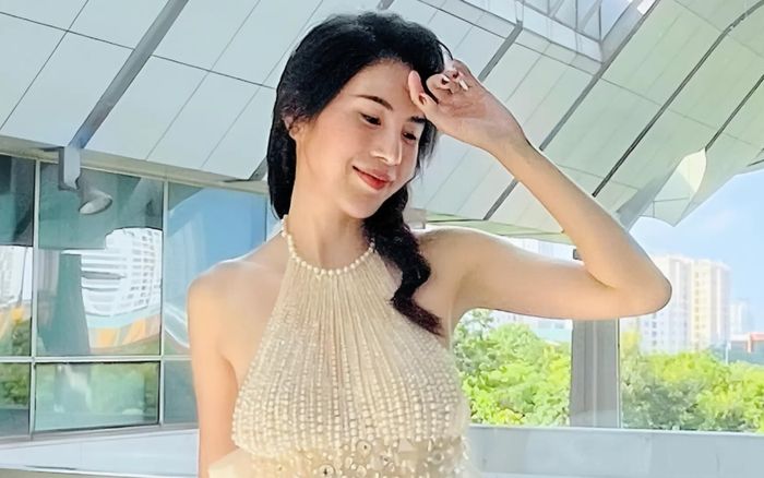 Mừng cho ca sĩ Thủy Tiên đã âm thầm đi thêm bước nữa