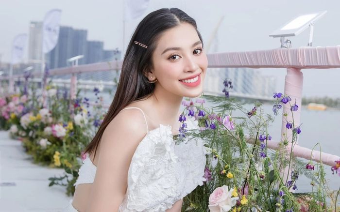 Theo chân Hoa hậu Tiểu Vy, khám phá những góc ngắm hoàng hôn đẹp nhất Đà Nẵng