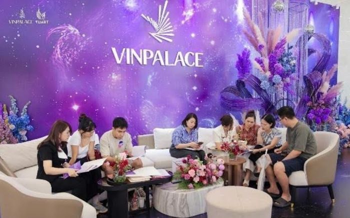 Hàng nghìn khách đổ về The Vietnam Grand WeddX 2026, choáng ngợp trước “đại tiệc cưới” lớn bậc nhất Việt Nam