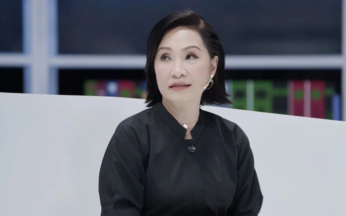 Thế khó cho Hồng Đào khi đi thêm bước nữa