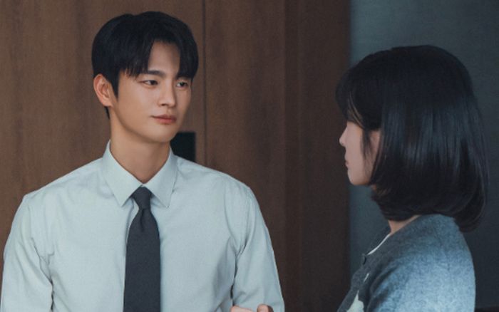 Park Ji Hyun ghé thăm nhà Seo In Guk trong See You At Work Tomorrow