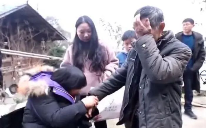Con gái lấy chồng rồi mất tích suốt 26 năm, cha ruột 'chết lặng' khi biết sự thật