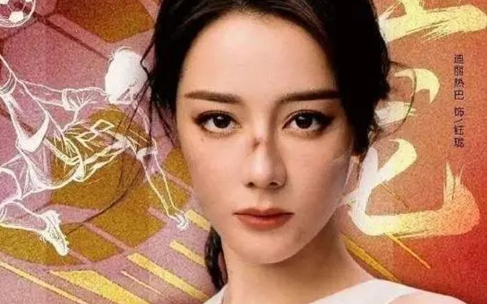Địch Lệ Nhiệt Ba tăng liền 8kg để đóng phim của Châu Tinh Trì