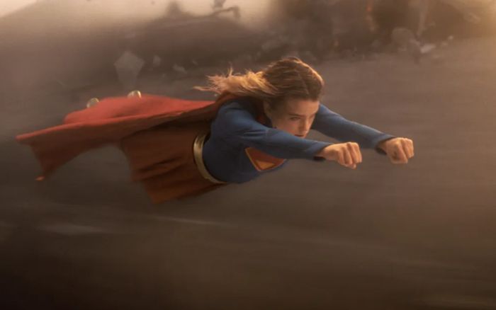 Supergirl vượt 100 triệu USD nhưng DC vẫn nhận cú rơi đau ở phòng vé