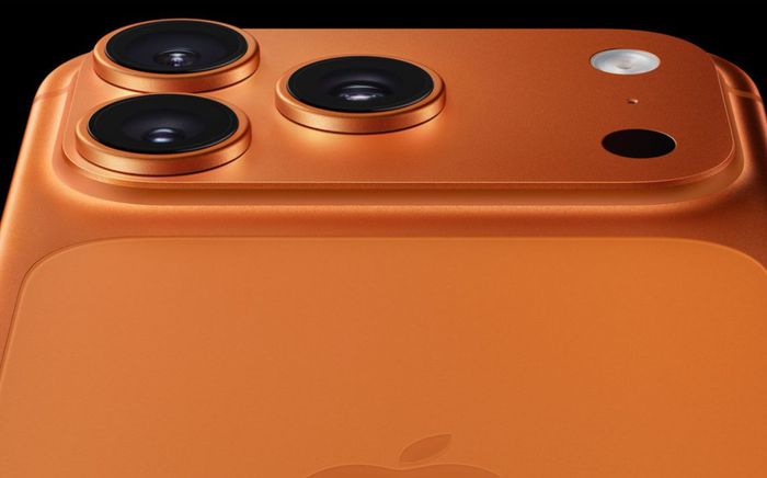 iPhone 17 Pro Max niêm phong trong viên nang thời gian đến năm 2276