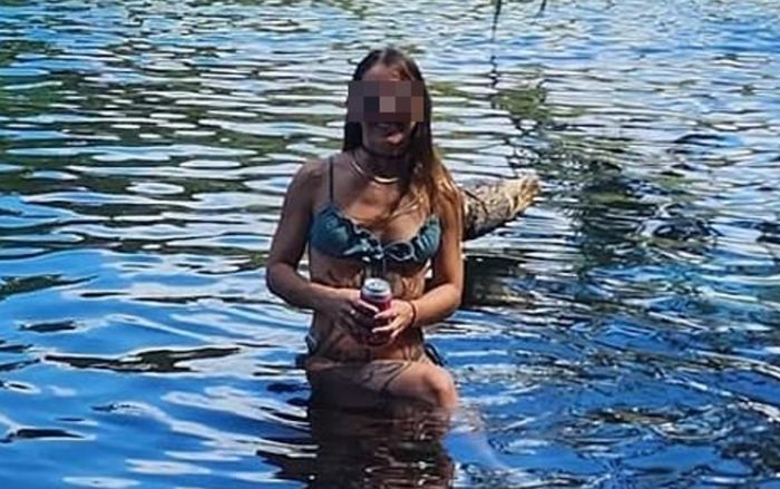 Đi tắm sông, cô gái bị cá sấu ăn thịt trước mặt bạn trai