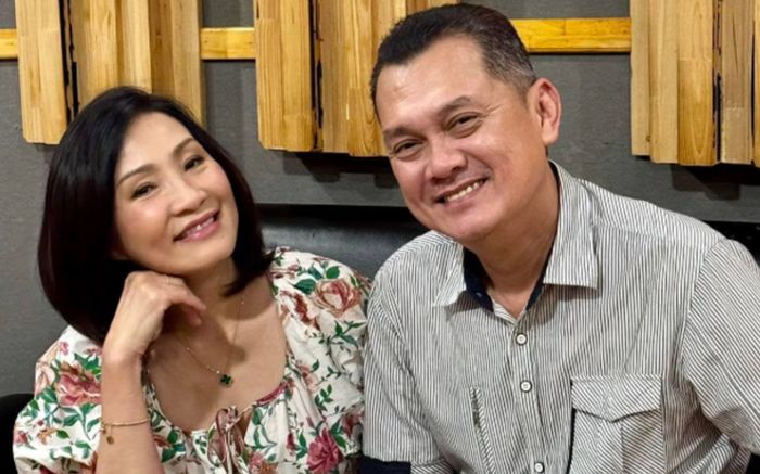Mừng cho NSƯT Hữu Châu sau khi kết thúc với Hồng Đào